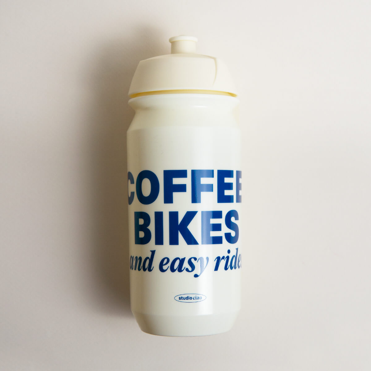 "COFFEE, BIKES & easy rides" Bio Bidon, 500 ml Trinkflasche – studio ciao